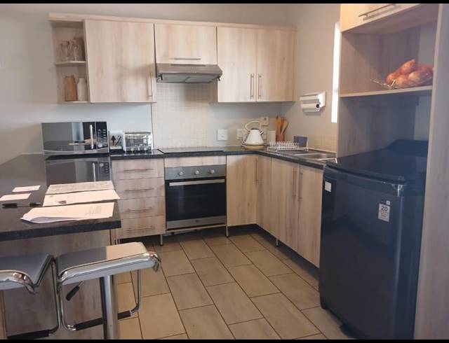 3 BEDROOM TOWNHOUSE FOR SALE IN ALBERTON NORTH